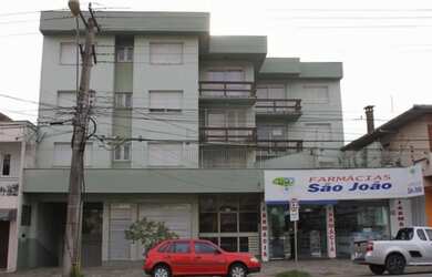 Imagem: O apartamento possui 3 Dormitórios, 1 Banheiro, 1 Vaga na garagem