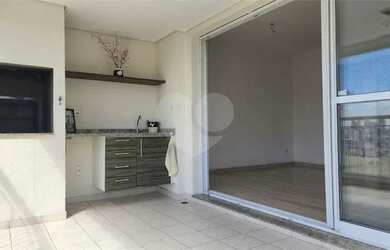 Imagem: O apartamento possui 3 Dormitórios, 3 Banheiros, 2 Vagas na