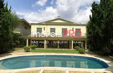 Imagem: A casa possui 5 Dormitórios, 5 Banheiros, 5 Vagas na garagem