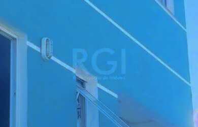 Imagem: A casa possui 3 Dormitórios, 3 Banheiros, 5 Vagas na garagem