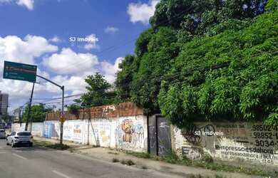 Imagem: O terreno possui 6155m² de Área e está localizado em Serrinha