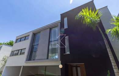 Imagem: A casa em condomínio possui 3 Dormitórios, 3 Banheiros, 2