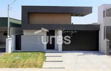 Imagem: A casa em condomínio possui 3 Dormitórios, 4 Banheiros, 4