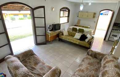 Imagem 5: Praia de Itaguaçu Rua Tirania Temporada. 700 reais a diária