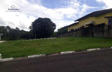 Imagem: O terreno possui 420m² de Área e está localizado em Pinheirinho