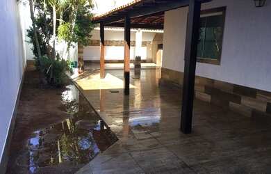 Imagem 10: Aluguel casa de alto padrão em frente o SMT na QSC19