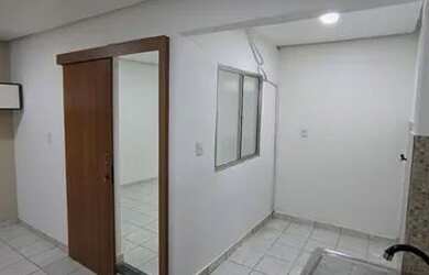 Imagem: A casa possui 1 Dormitório, 1 Banheiro e está localizado