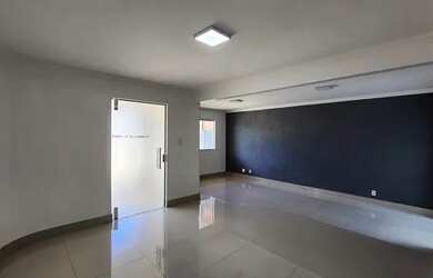 Imagem: A casa possui 5 Dormitórios, 5 Banheiros, 5 Vagas na garagem