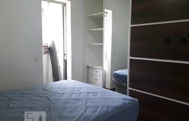 Imagem: O apartamento possui 2 Dormitórios, 1 Banheiro, 2 Vagas na