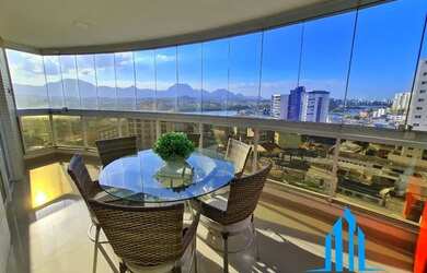 Imagem: O apartamento possui 3 Dormitórios, 2 Banheiros, 2 Vagas na