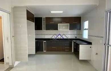 Imagem: A casa em condomínio possui 3 Dormitórios, 2 Banheiros, 2