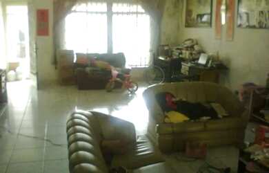 Imagem: A casa possui 3 Dormitórios, 4 Banheiros, 4 Vagas na garagem