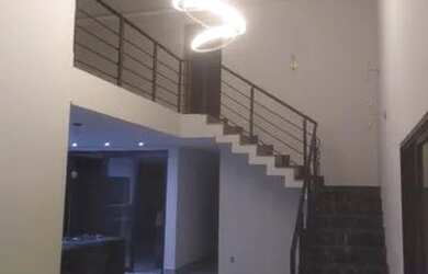 Imagem: A casa em condomínio à venda possui 3 Dormitórios, 2 Banheiros