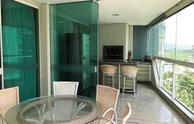 Imagem 5: Apartamento Mobiliado em Condomínio Frente Mar para Locação Anual na Meia Praia