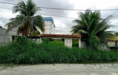 Imagem: O terreno possui 735m² de Área e está localizado em Novo