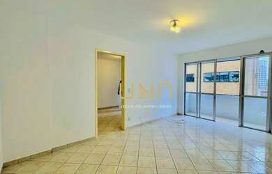 Imagem: O apartamento possui 1 Dormitório, 1 Banheiro, 1 Vaga na garagem