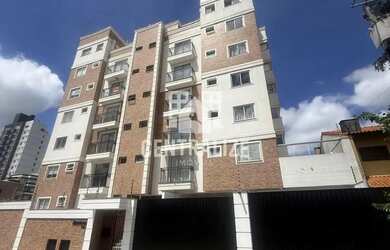 Imagem: O apartamento possui 3 Dormitórios, 1 Banheiro, 2 Vagas na