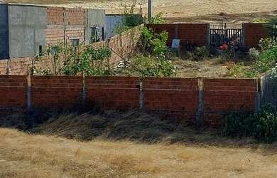 Imagem: O terreno possui 465m² de Área e está localizado em Parque