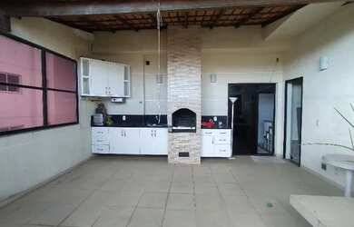 Imagem: O apartamento possui 4 Dormitórios, 5 Banheiros, 2 Vagas na