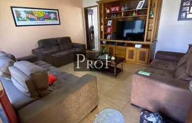 Imagem: O apartamento possui 3 Dormitórios, 2 Banheiros, 4 Vagas na