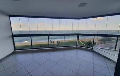 Imagem: O apartamento possui 5 Dormitórios, 5 Banheiros, 2 Vagas na