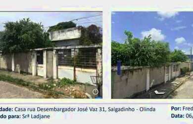 Imagem: A casa possui 3 Dormitórios, 2 Banheiros, 4 Vagas na garagem