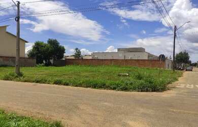Imagem: O terreno possui 397m² de Área e está localizado em Plano