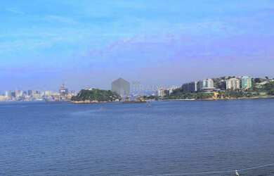 Imagem 7: Casa com 4 quartos na Estrada Fróes, vista CINEMATOGRÁFICA