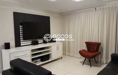 Imagem: O apartamento possui 4 Dormitórios, 4 Banheiros, 3 Vagas na