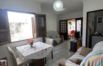 Imagem: A casa em condomínio possui 3 Dormitórios, 2 Banheiros, 2