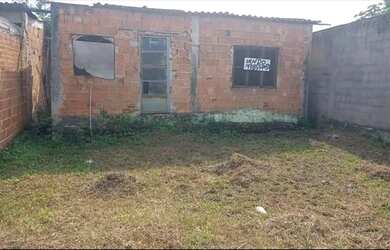 Imagem: A casa possui 1 Dormitório, 1 Banheiro, 36m² de Área e está