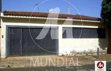 Imagem: A casa possui 3 Dormitórios, 2 Banheiros, 3 Vagas na garagem