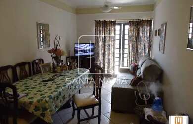 Imagem: O apartamento possui 3 Dormitórios, 1 Banheiro, 2 Vagas na