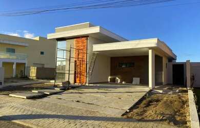 Imagem: A casa em condomínio possui 3 Dormitórios, 3 Banheiros, 4