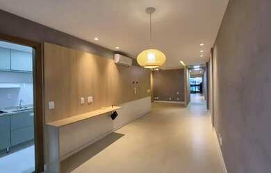 Imagem: O studio possui 1 Dormitório, 1 Banheiro, 1 Vaga na garagem