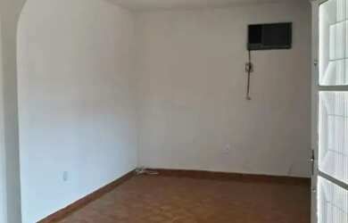 Imagem 5: ALUGO ou VENDO CASA DUPLEX GALPÃO Pxóx ao Centro de São João de Meriti-RJ