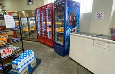 Imagem: O depósito possui 250m² de Área e está localizado em Jardim