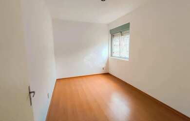 Imagem 7: Apartamento 2 dormitórios reformado