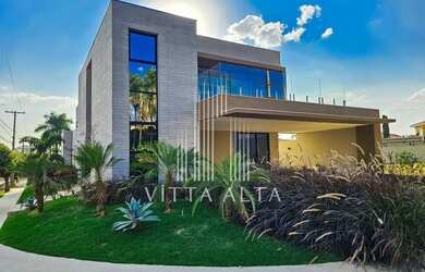 Imagem: A casa em condomínio possui 4 Dormitórios, 5 Banheiros, 5