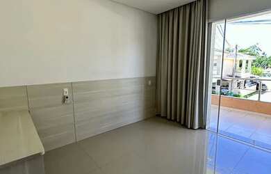 Imagem 13: Casa 4/4 com planejados no condomínio Portão do Sol em Buraquinho