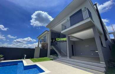 Imagem: A casa em condomínio possui 3 Dormitórios, 4 Banheiros, 2