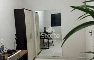 Imagem 9: Casa com 4 dormitórios à venda, 230m² por R$ 420.000 - Morumbi - Uberlândia/MG