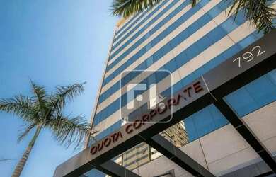 Imagem: O depósito possui 5 Vagas na garagem, 1.117m² de Área e