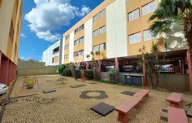 Imagem: O apartamento possui 3 Dormitórios, 2 Banheiros, 1 Vaga na