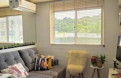 Imagem: O apartamento possui 2 Dormitórios, 1 Banheiro, 1 Vaga na garagem