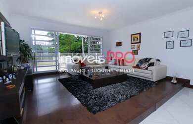 Imagem: A casa possui 3 Dormitórios, 4 Banheiros, 4 Vagas na garagem