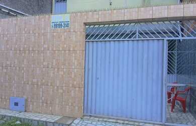 Imagem: A casa possui 3 Dormitórios, 3 Banheiros, 3 Vagas na garagem