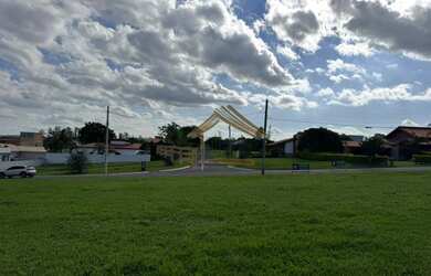 Imagem 6: Terreno em frente ao asfalto no Ninho Verde 1, 450 m² pronto para construir