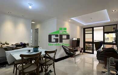 Imagem: O apartamento possui 2 Dormitórios, 1 Banheiro, 2 Vagas na