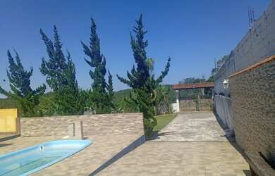 Imagem: A chácara possui 1.000m² de Área e está localizado em Juquitiba